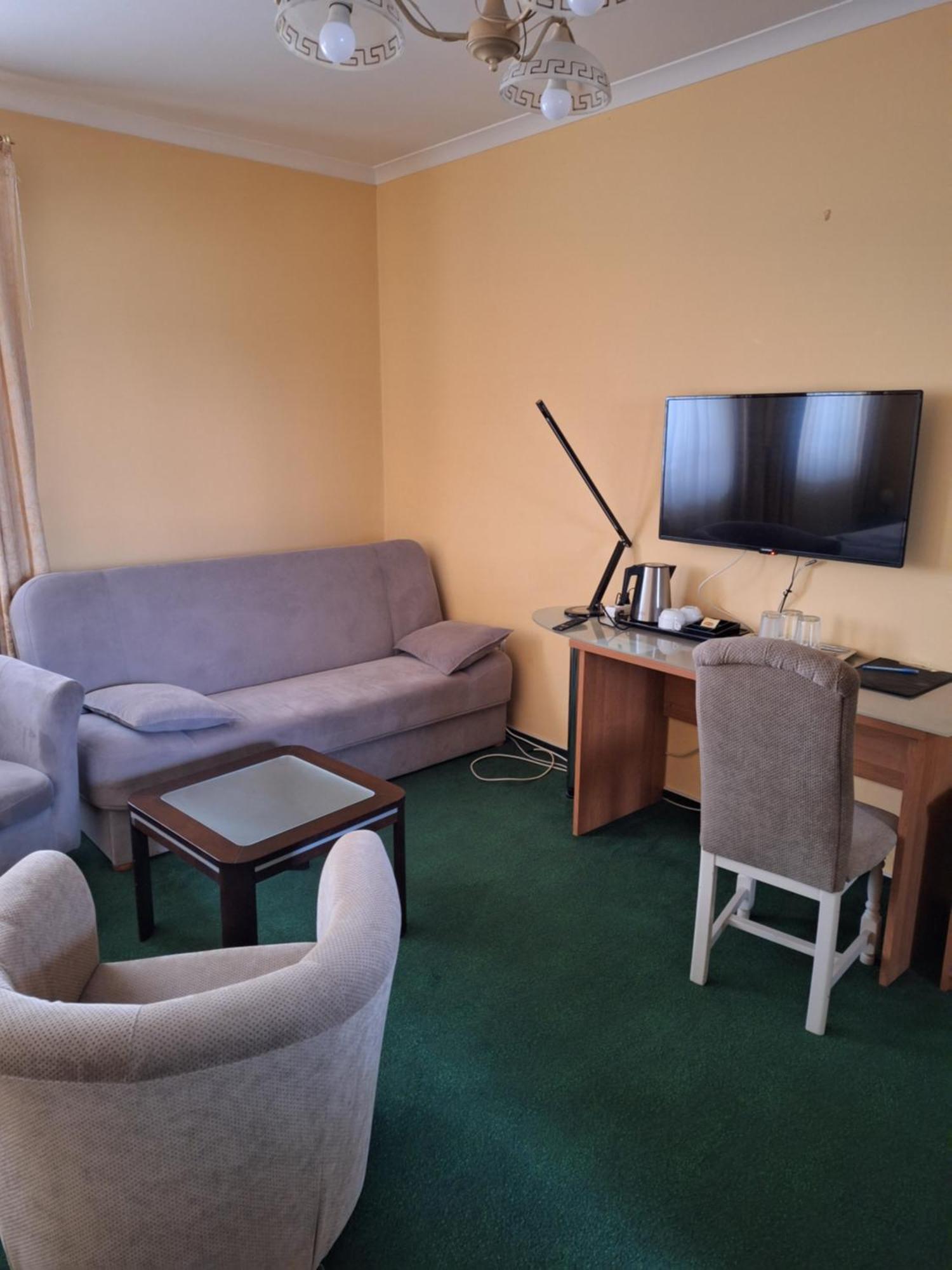 Hotel Malwa Ostrów Wielkopolski Exteriör bild