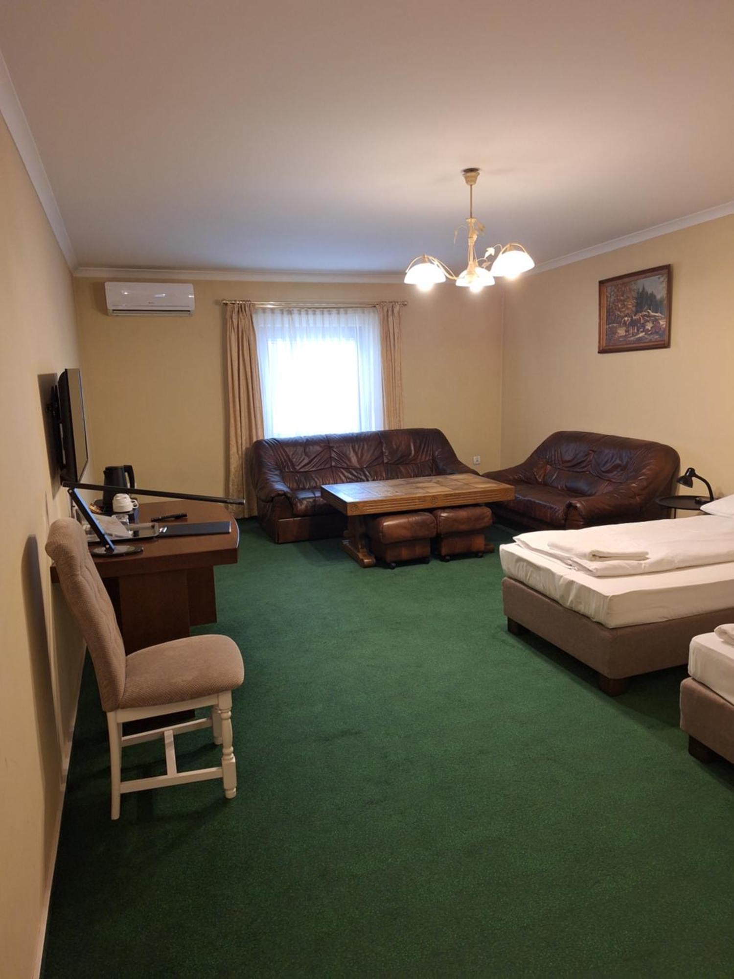 Hotel Malwa Ostrów Wielkopolski Exteriör bild