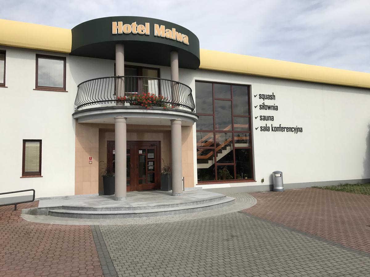 Hotel Malwa Ostrów Wielkopolski Exteriör bild